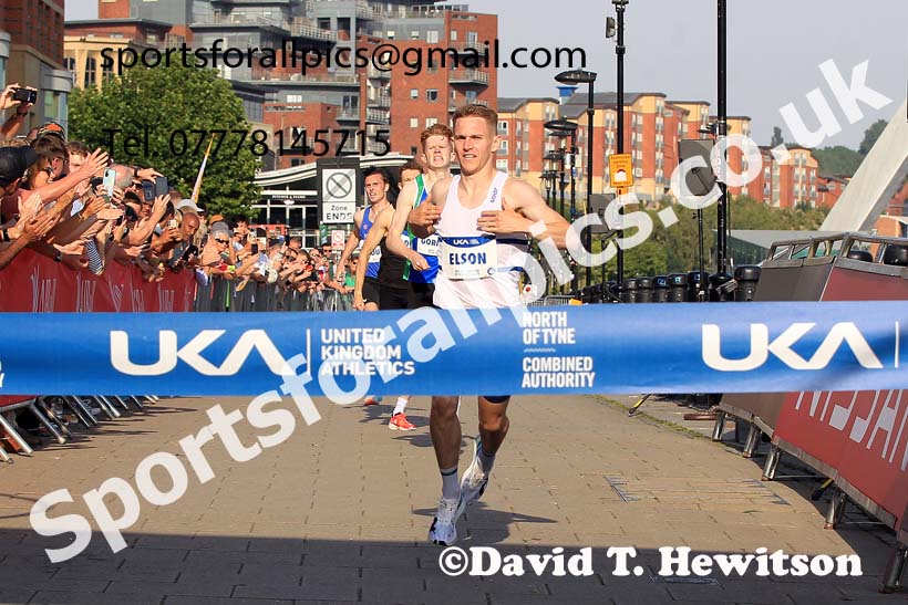 The 2023 UK Athletics One Mile Road Race Champs., Newcastle Quayside.  Photo: David T. Hewitson/Sports for All Pics